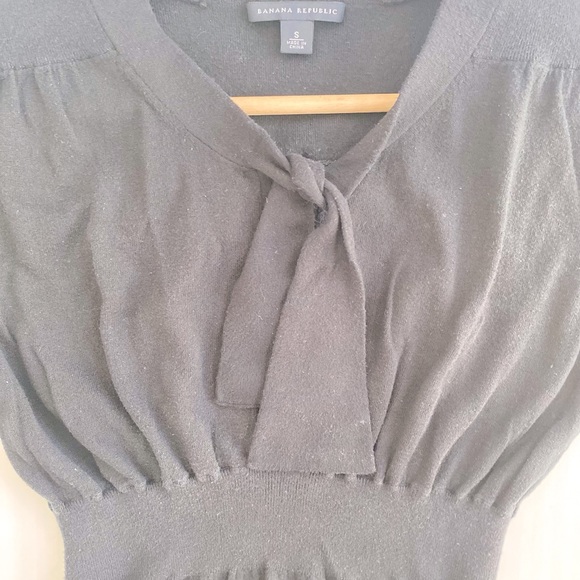 Banana Republic - tie neck sweater - Picture 4 of 11